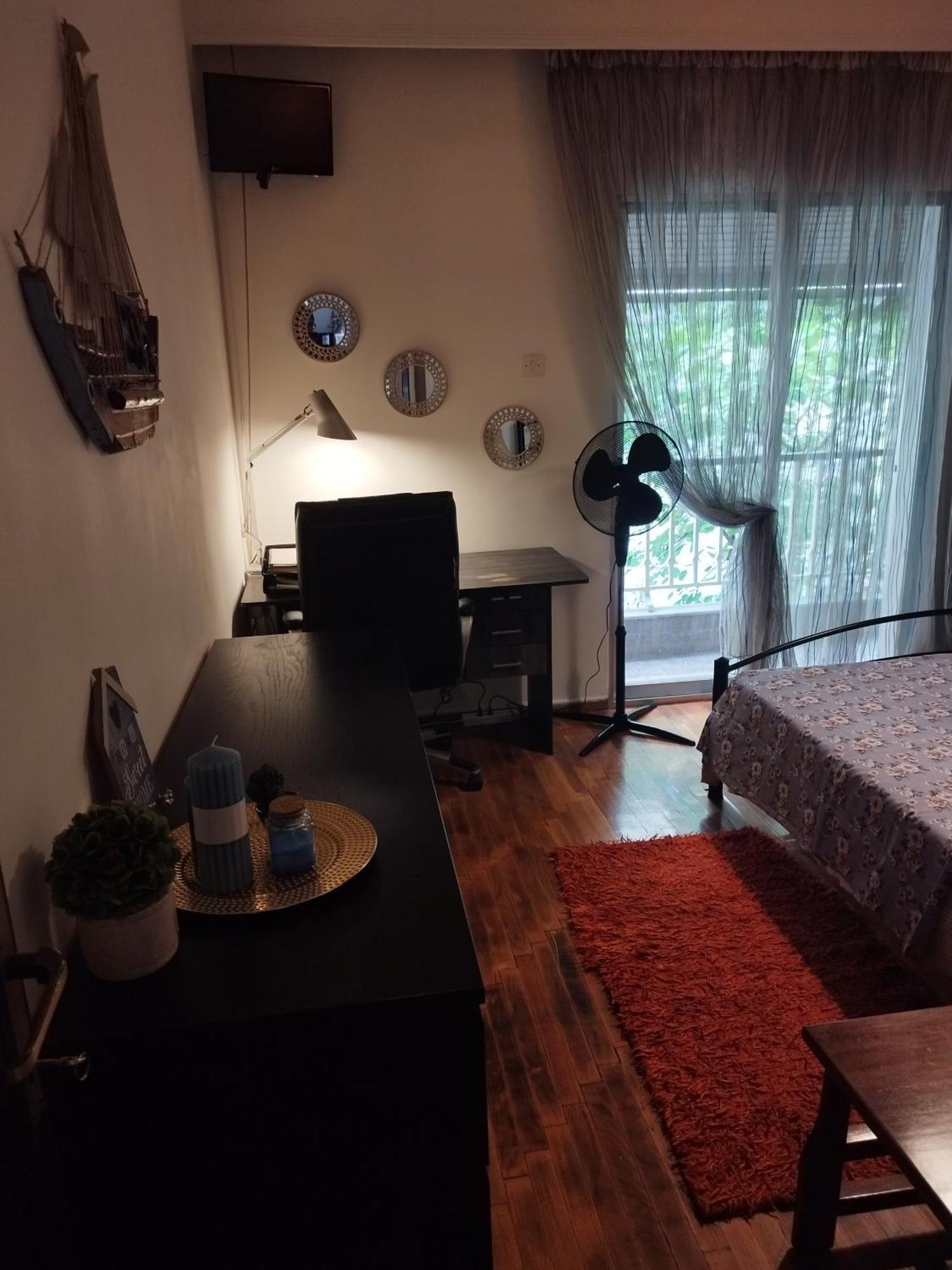 Private Rooms In Shared House テッサロニキ エクステリア 写真
