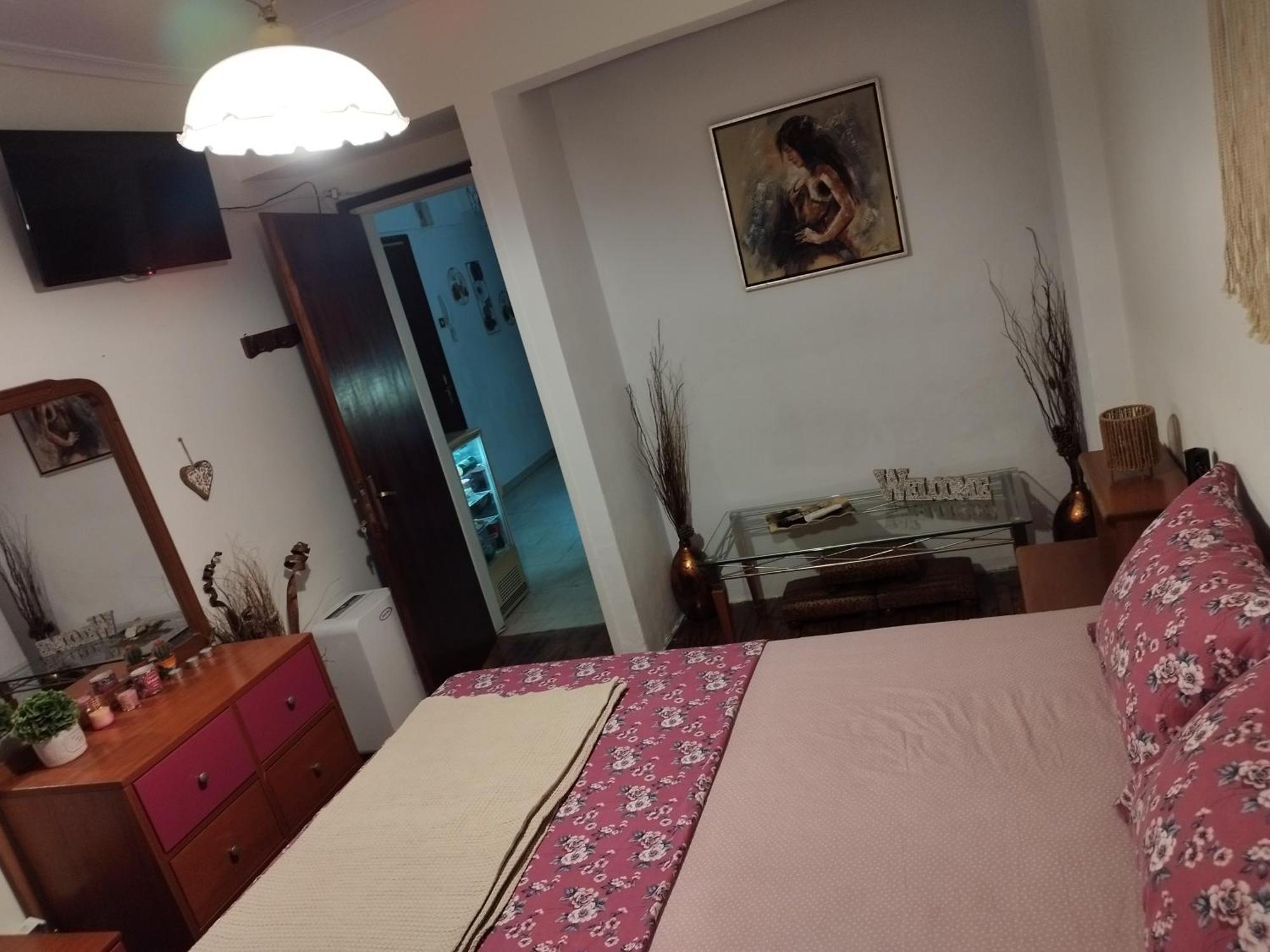 Private Rooms In Shared House テッサロニキ 部屋 写真